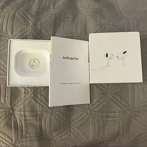 AirPods Pro box